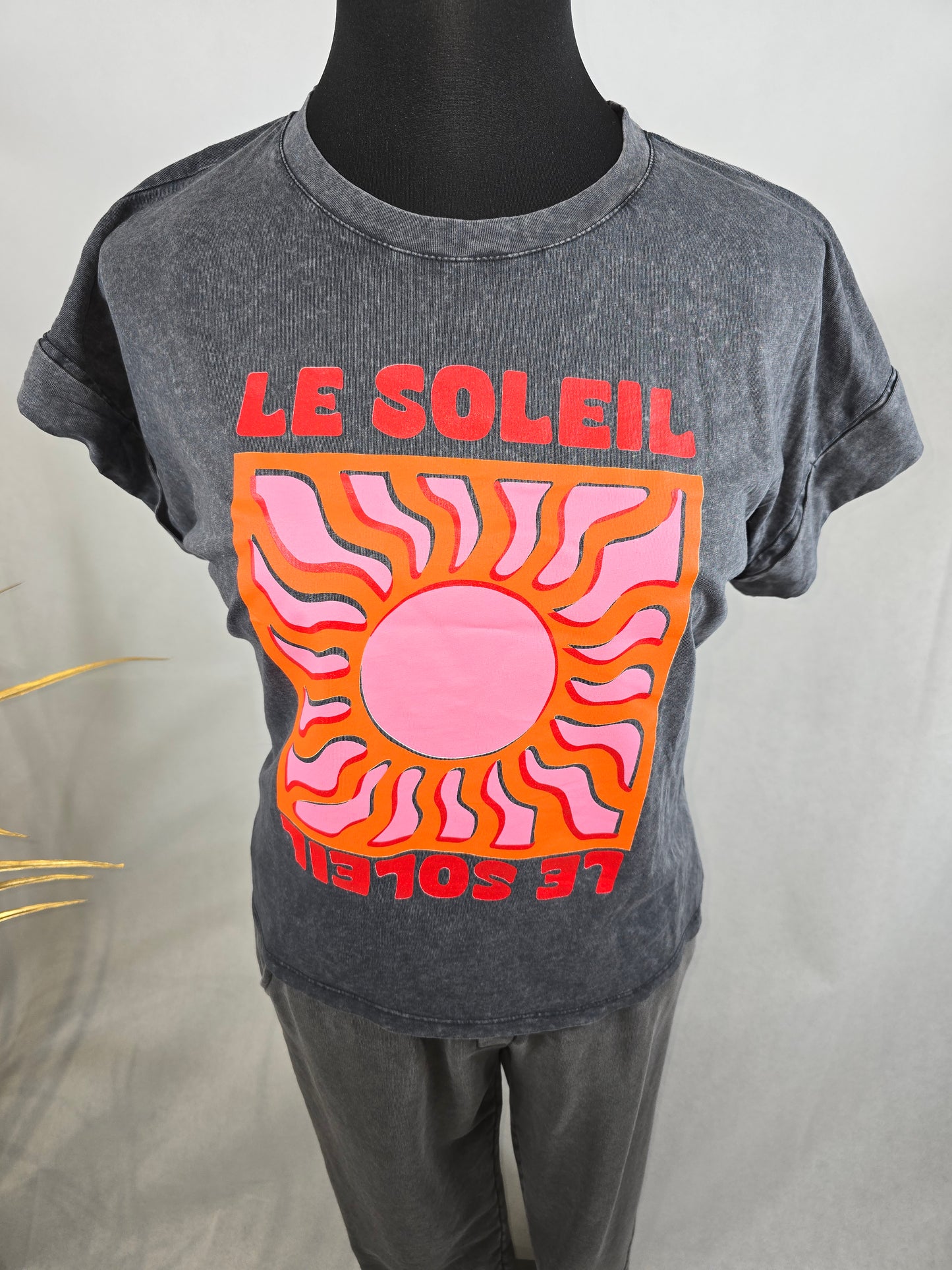 T-shirt "SOLEIL" gris et orange