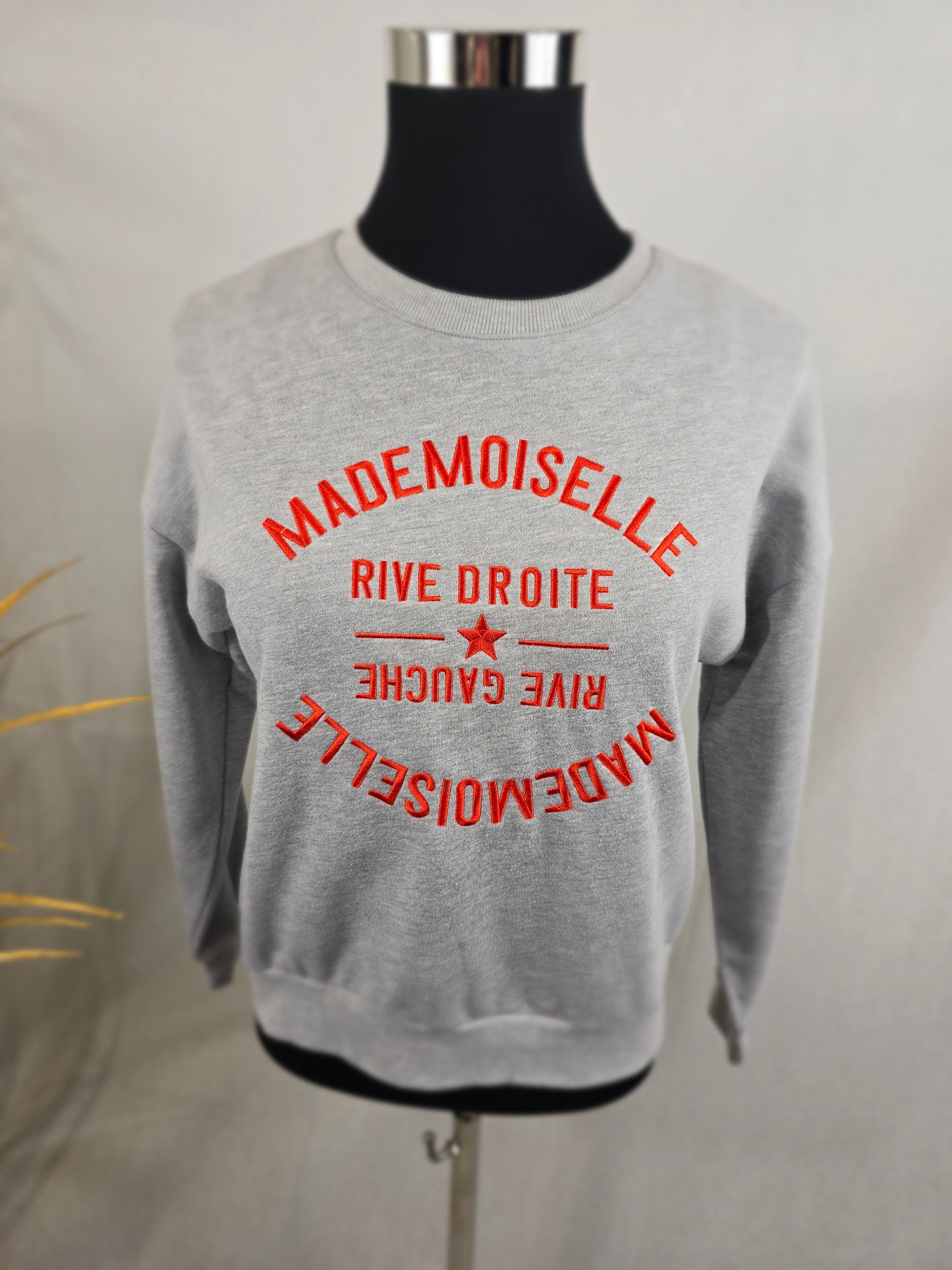 Pull "MADEMOISELLE"