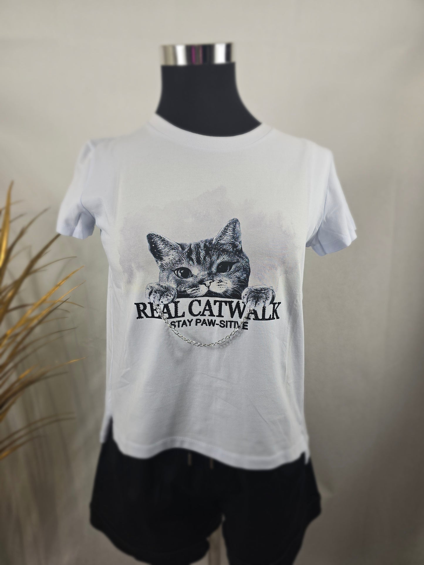 T-shirt avec dessin de chat et strass