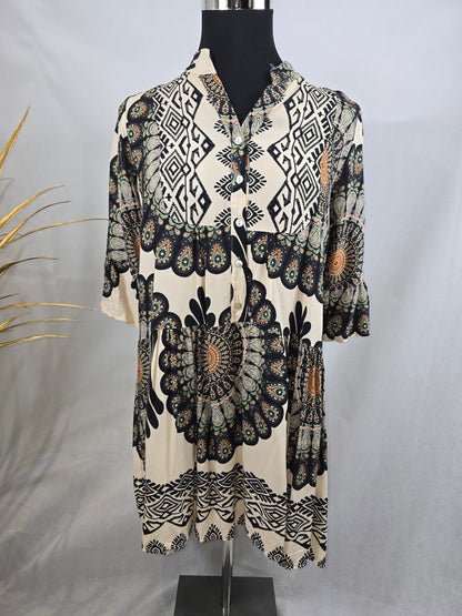 Robe VERA noire et verte avec motif