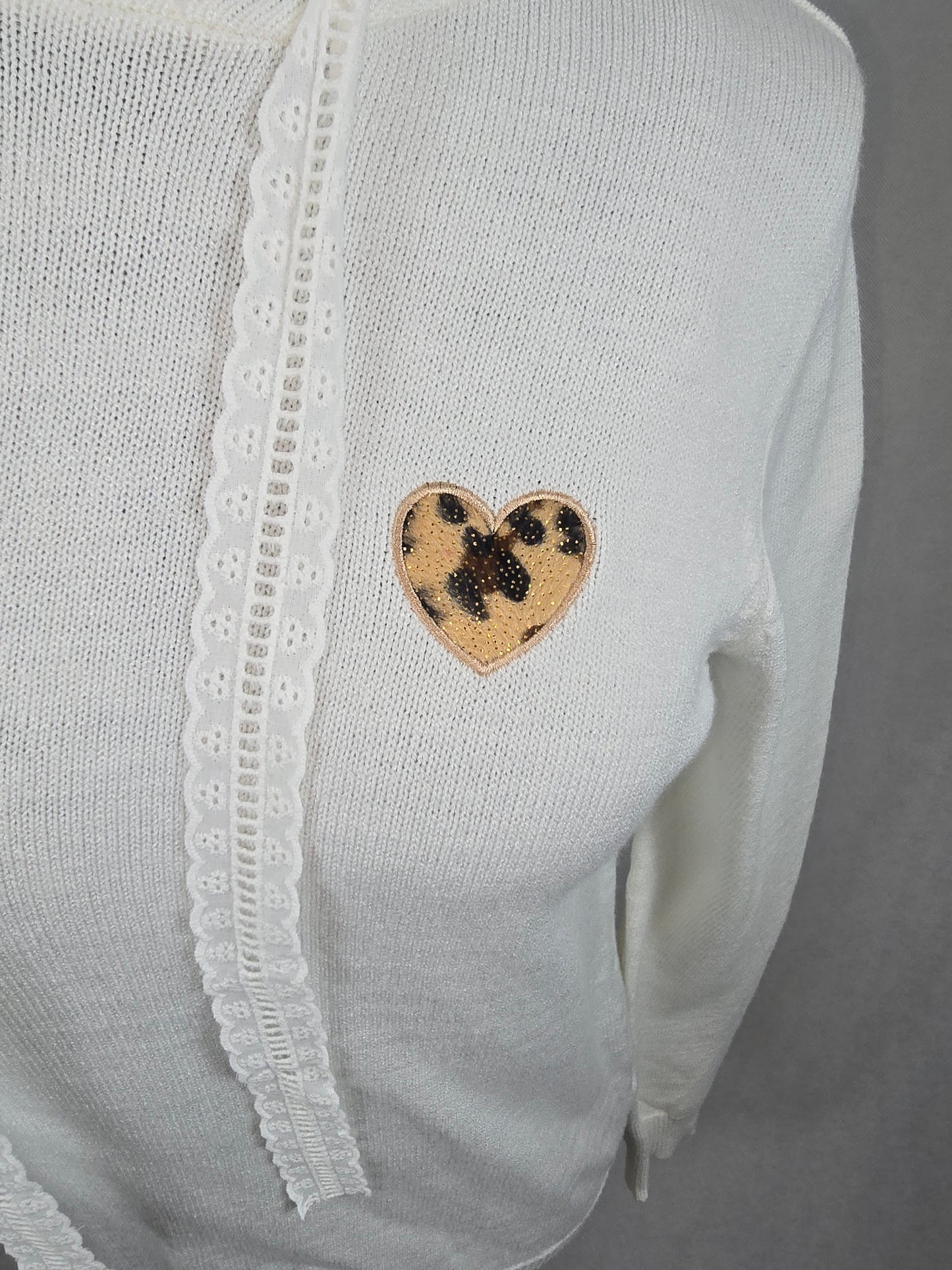 Pull CŒUR LEO