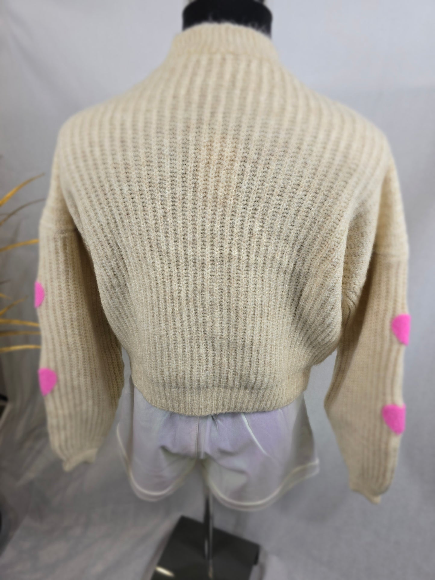 Jaquette-Pull à cœur beige-rose ou marine-rose avec boutons