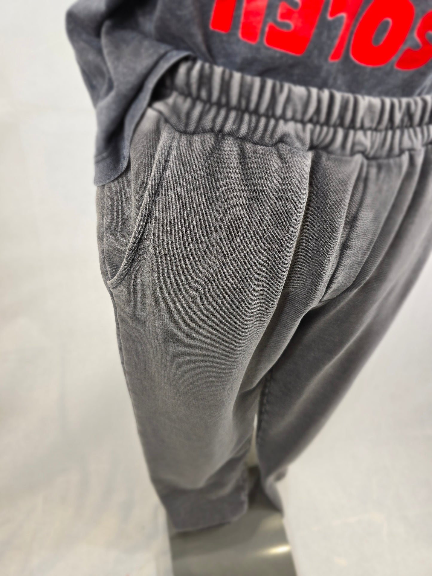 Pantalon léger à taille élastique avec poches latérales
