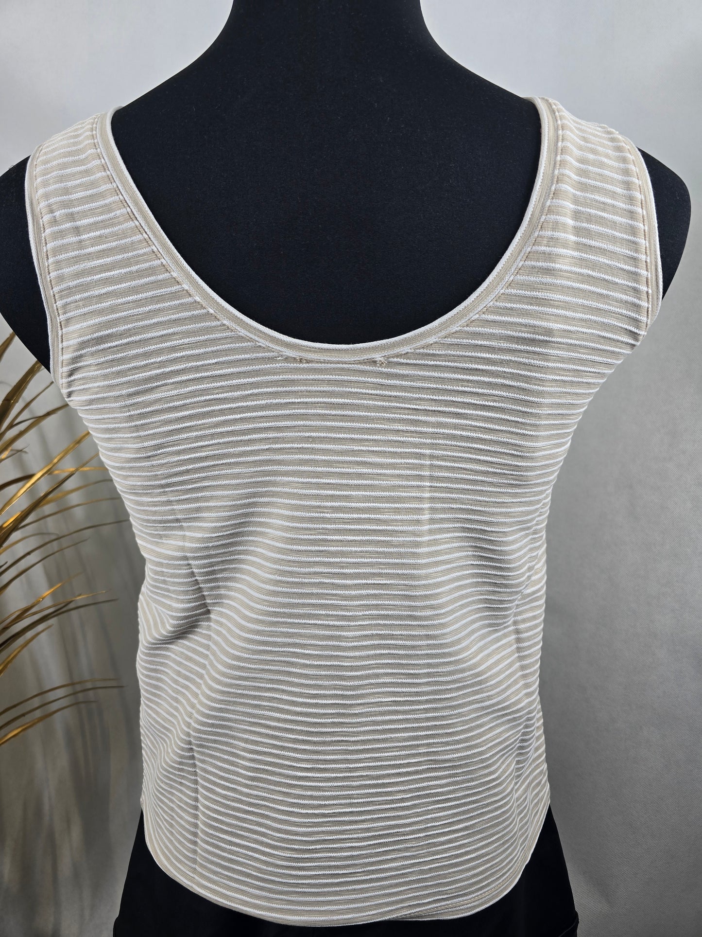 Top rayé blanc et beige